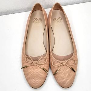 Ukies ballet flats Lulu size 8 tan blush undertone. Ukies leather shoes
